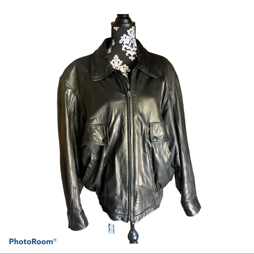 Men’s leather bomber jacket